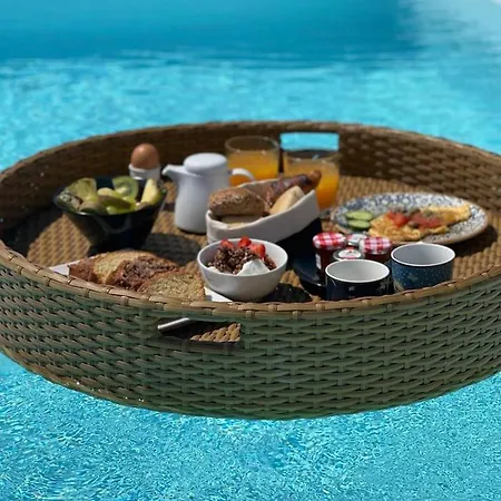 Siete Mares Luxury